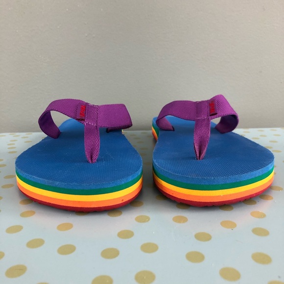 teva rainbow sandals